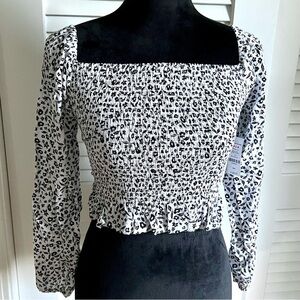 NWT Women's Black and White Floral Smocked Top